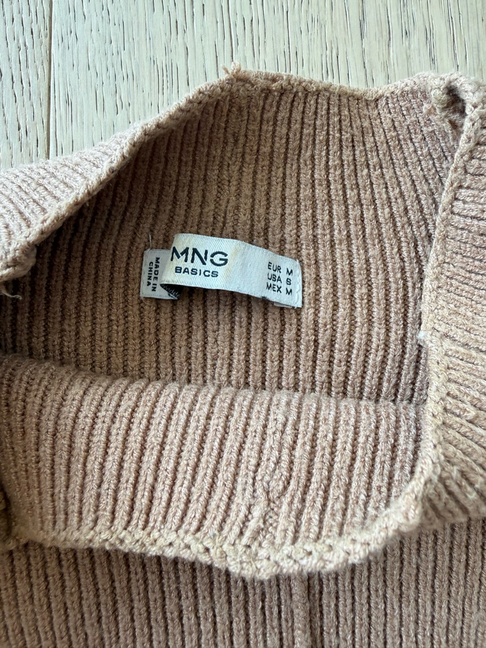 Mango Sweater - Picture 3 of 3